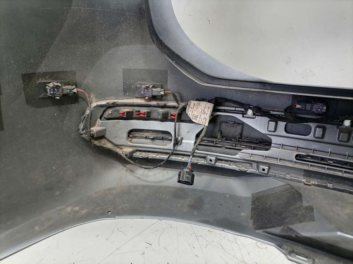 VW Passat B9 original Stoßstange Stossfänger hinten LM7P Oyster Silver Kombi Variant Bj.2024